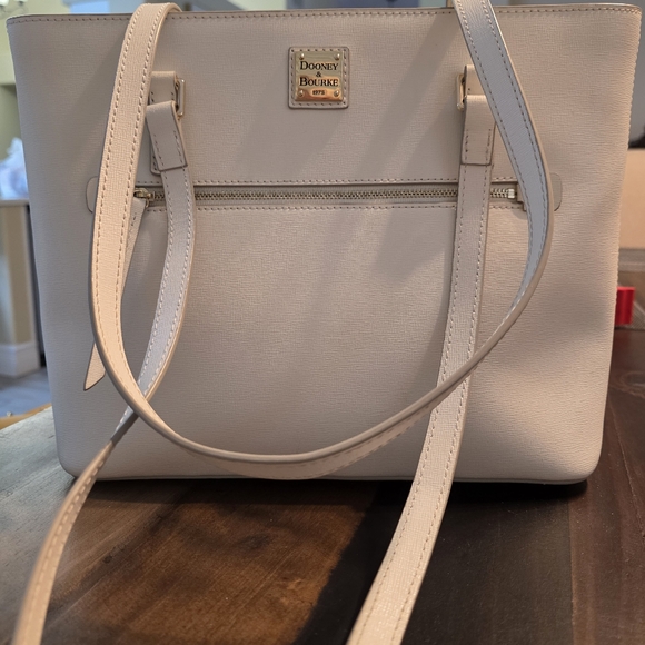 DOONEY & BOURKE SEFFIANO LEATHER COLLECTION LARGE SHOPPER TOTE BAG- NWOT - Picture 3 of 11